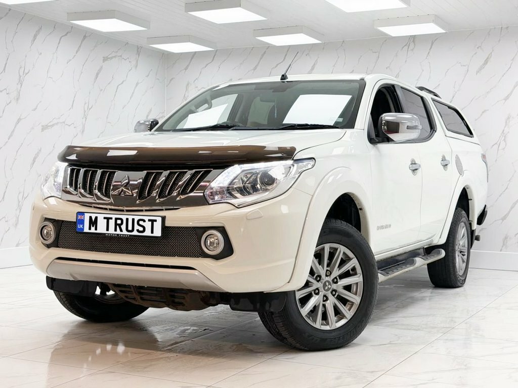Mitsubishi L200 2.4L Dc Barbarian White #4