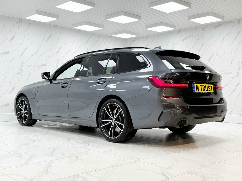 BMW 3 Series 2L M Sport FH21LLJ Grey #5