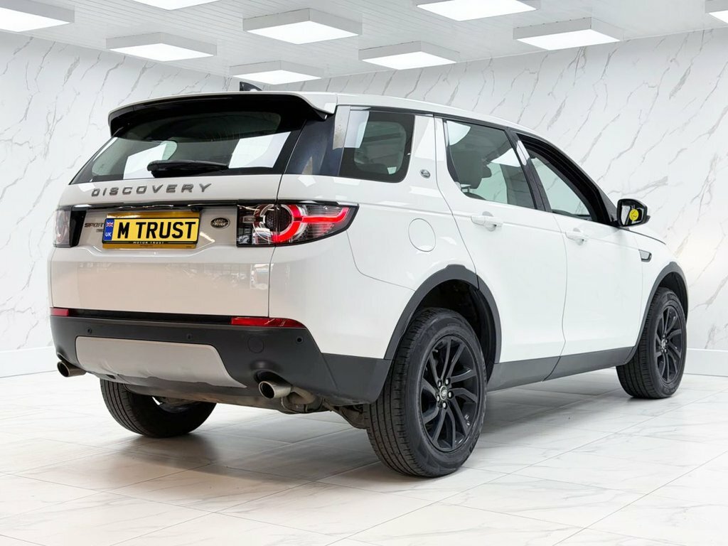Land Rover Discovery Sport 2L Hse CK19ZXD White #6