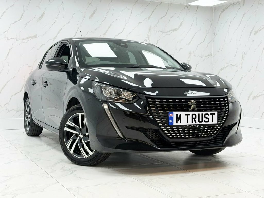 Peugeot 208 1.5L Allure Premium Black #2