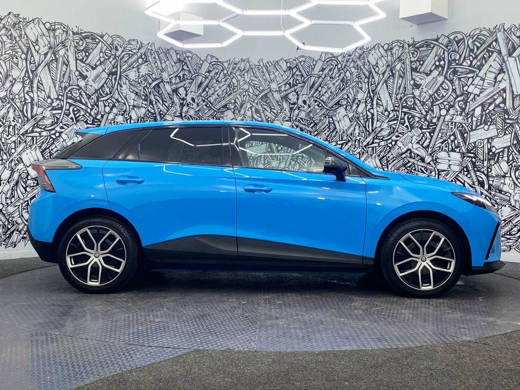 MG 1100 Hatchback Blue #9