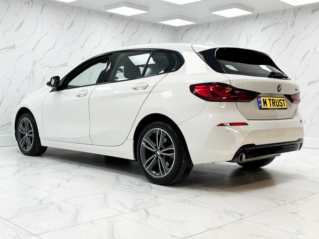 BMW 1 Series 1.5L Sport EJ71PCO White #5