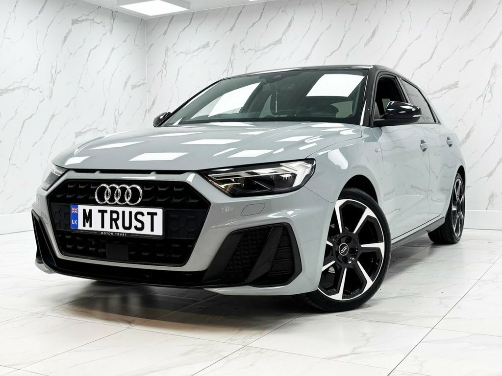 Audi A1 1L Black Edition YG72UKX Grey #4