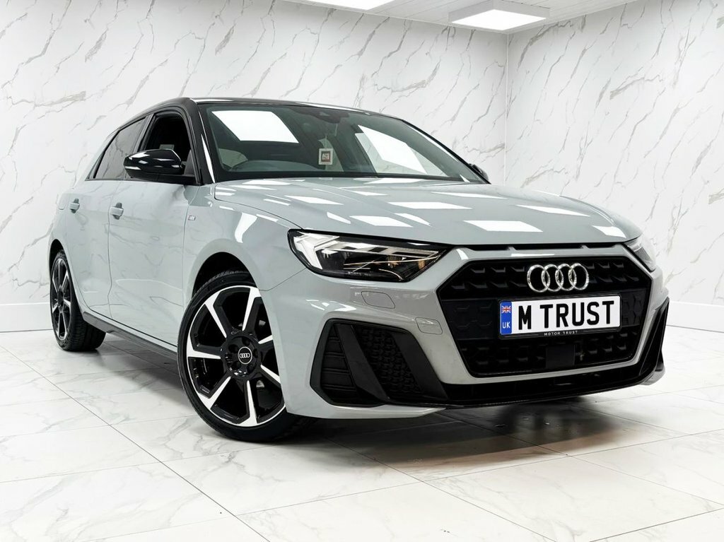 Audi A1 1L Black Edition YG72UKX Grey #2