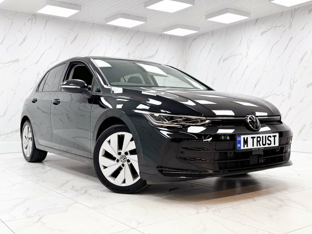 Volkswagen Golf 1.5L Match Black