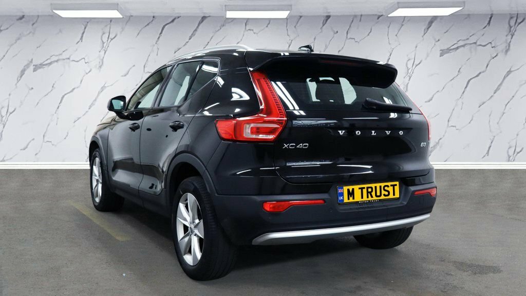Volvo XC40 2L Core WG72ZCO Black #2