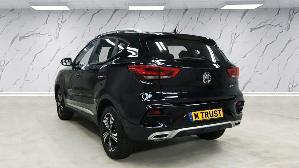 MG ZS 1.5L Excite Black #3