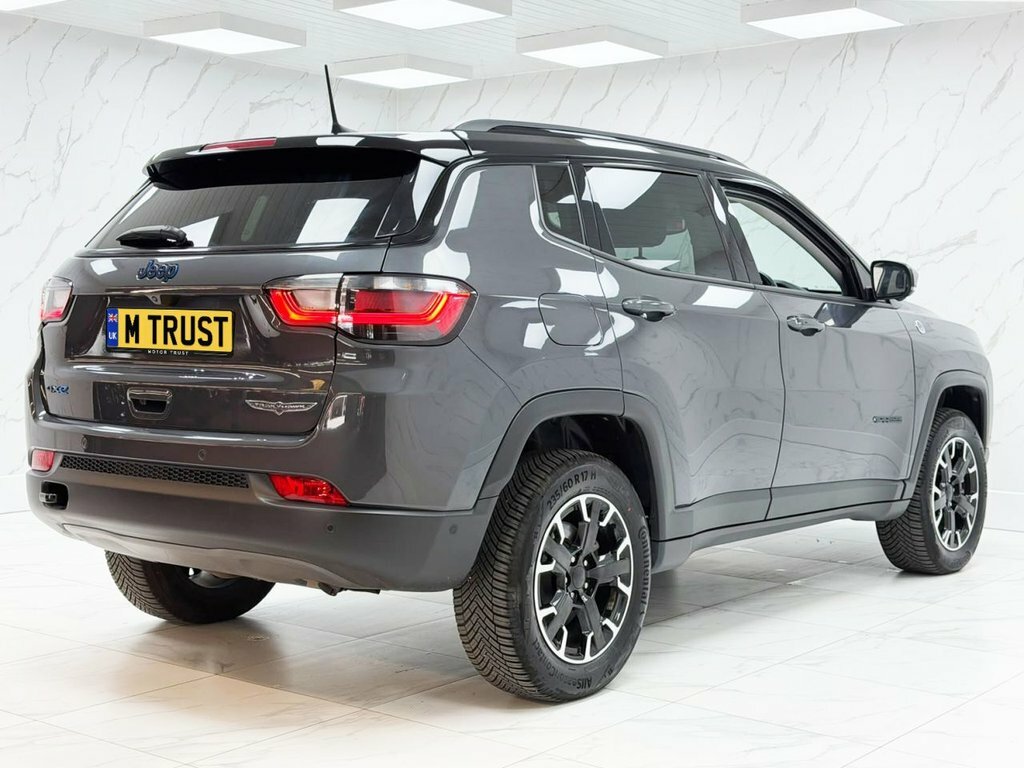 Jeep Compass 1.3 T4 Gse 4Xe Phev S Model Black #8