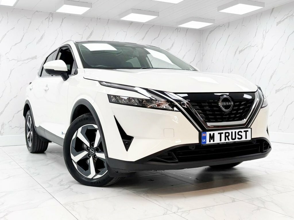 Nissan Qashqai 1.5L N-connecta WG24MXX White #2