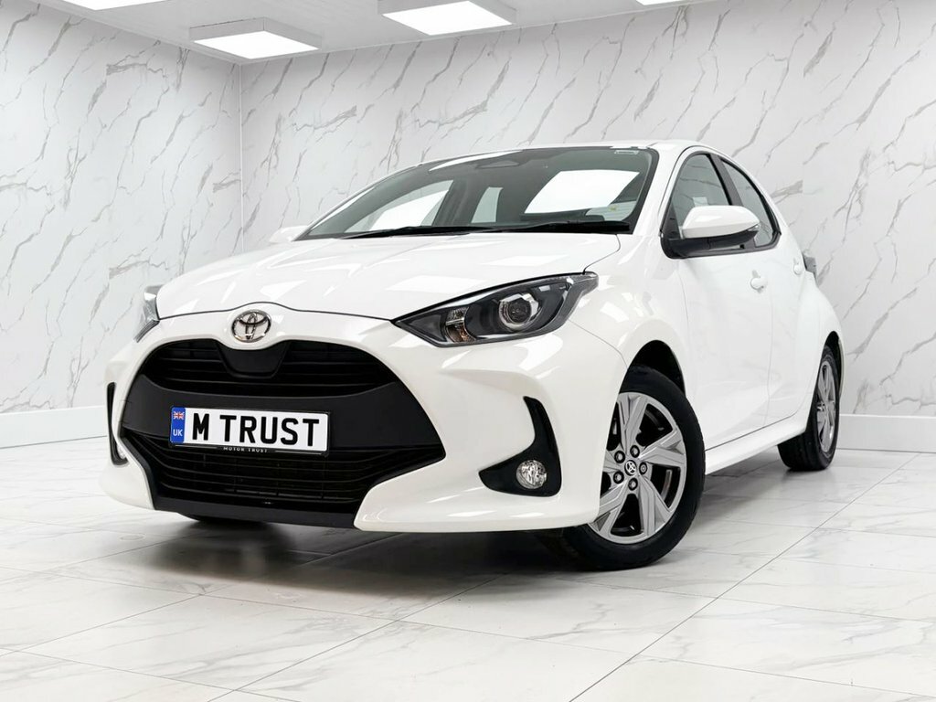 Toyota Yaris 1L Icon PF24FEX White #4