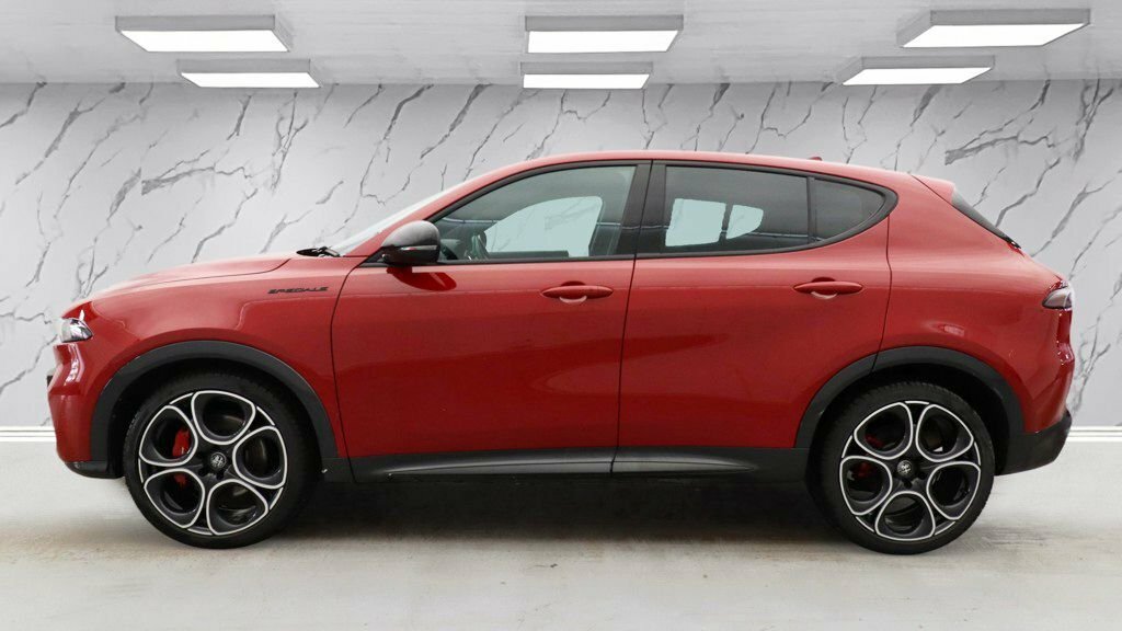 Alfa Romeo Tonale 1.5L Speciale Red #6