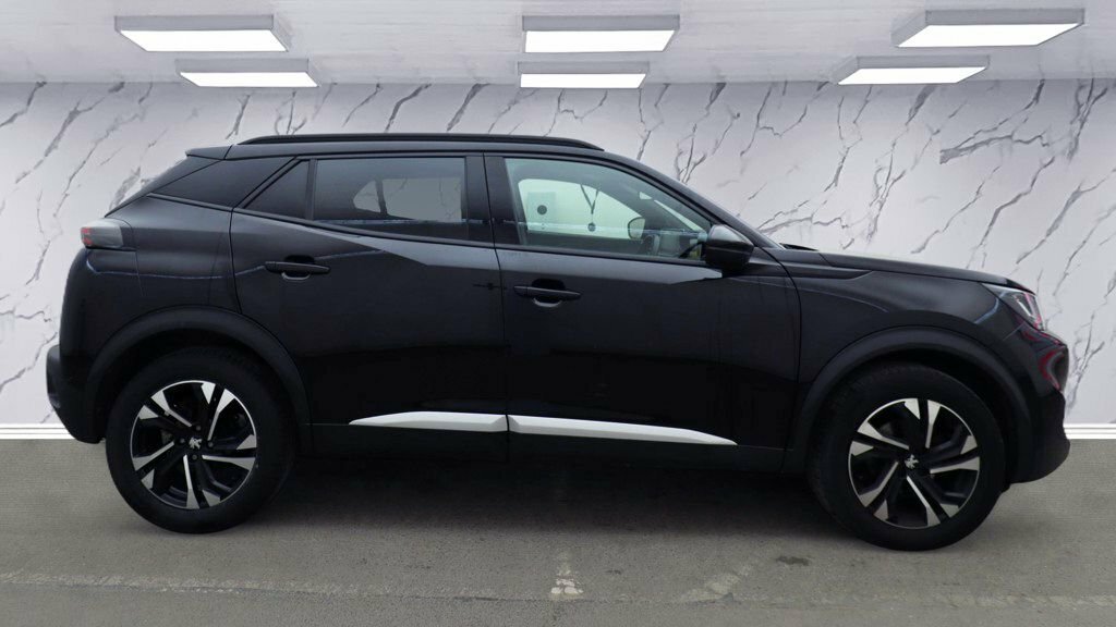 Peugeot 2008 1.2L Allure Premium Black #5
