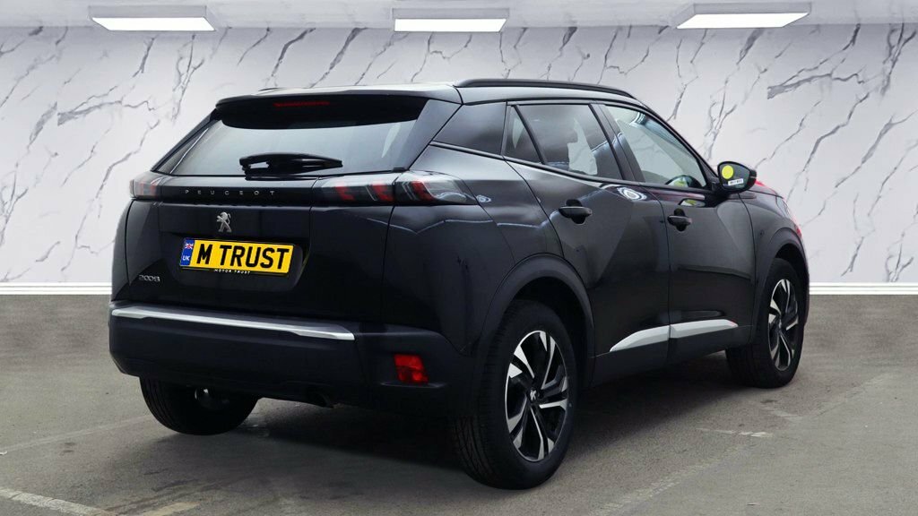 Peugeot 2008 1.2L Allure Premium Black #4