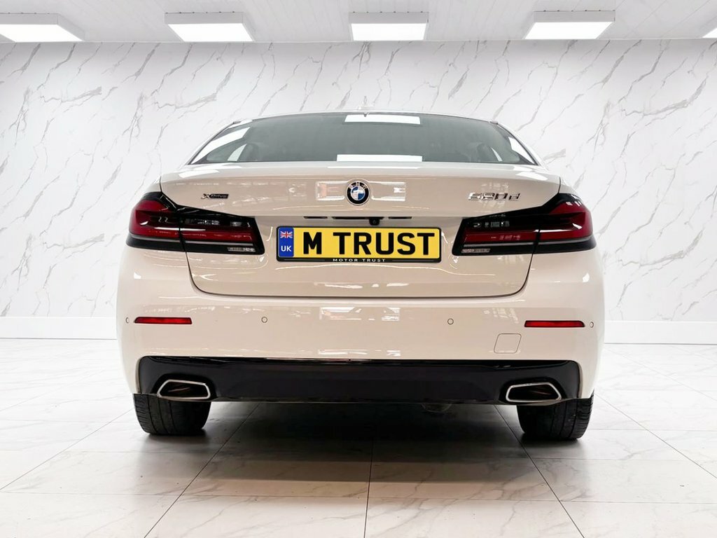 BMW 5 Series 2L Se HJ22RKN White #6