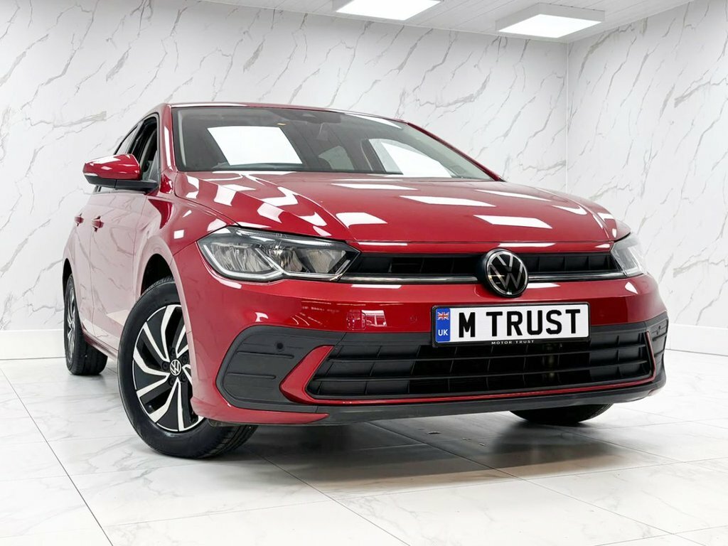 Volkswagen Polo 1L Life PY72FVN Red #2