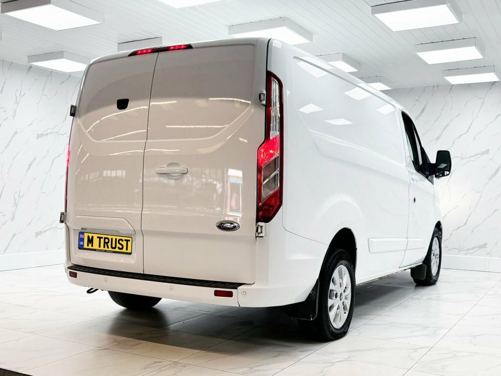 Ford Transit Custom 2L Limited FD23HGM White #6