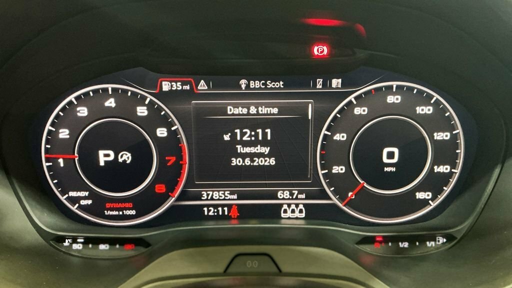 Audi Q2 S Line Black #8