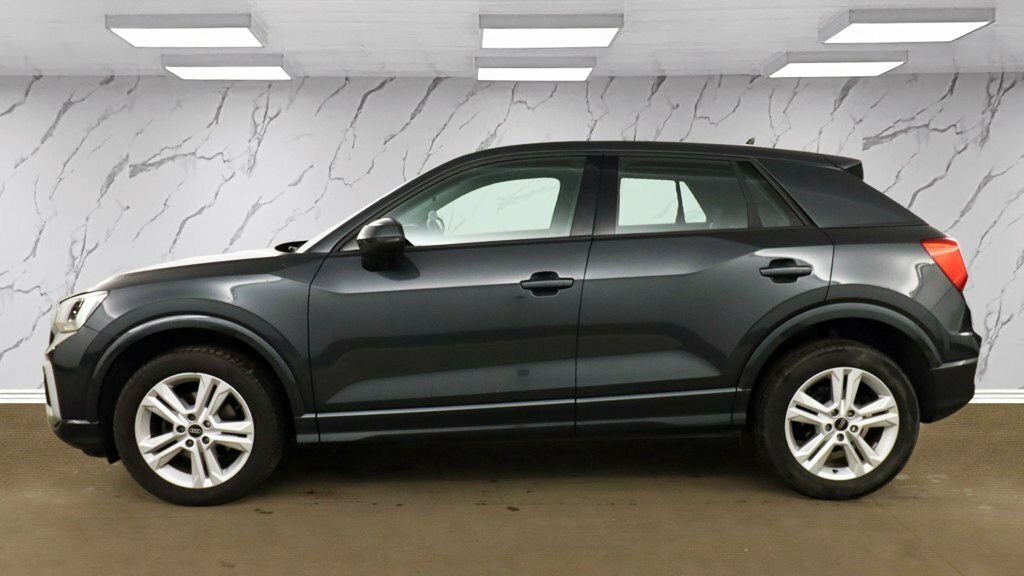 Audi Q2 1.5L Sport Grey #6
