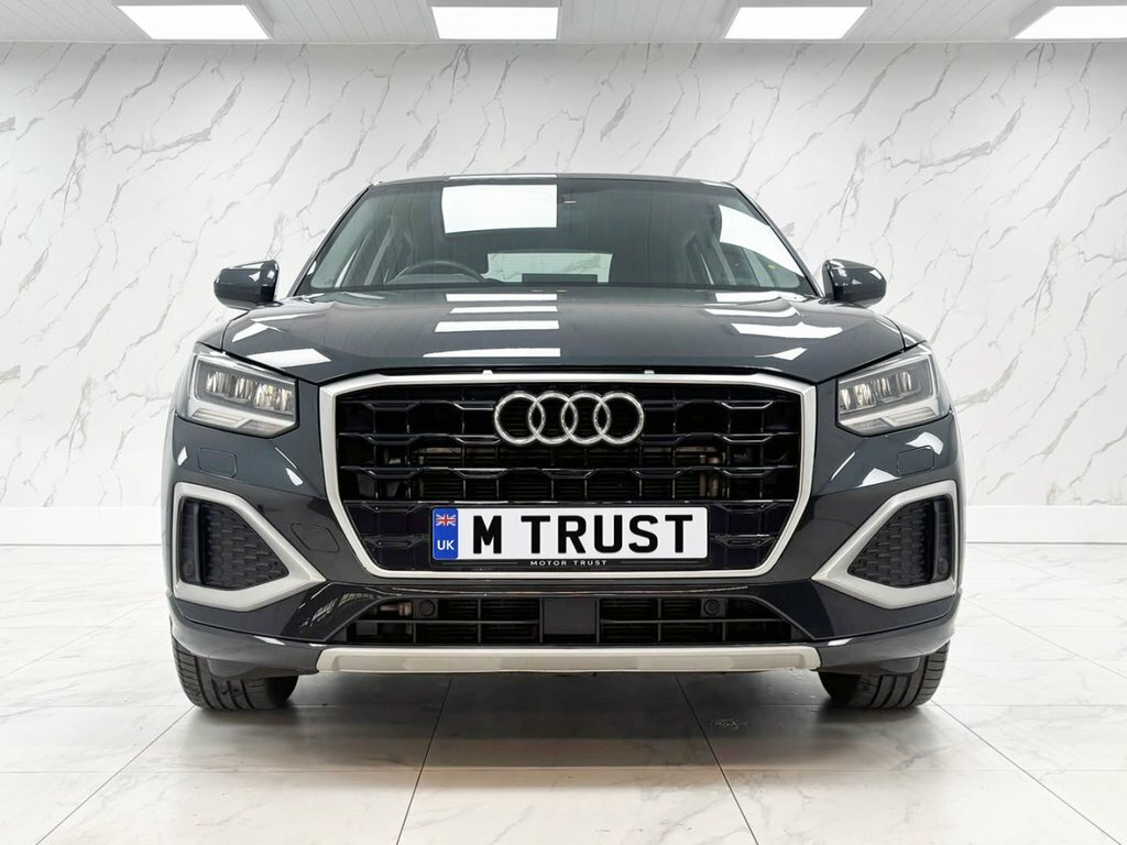 Audi Q2 1L Sport SL72XVM Grey #3
