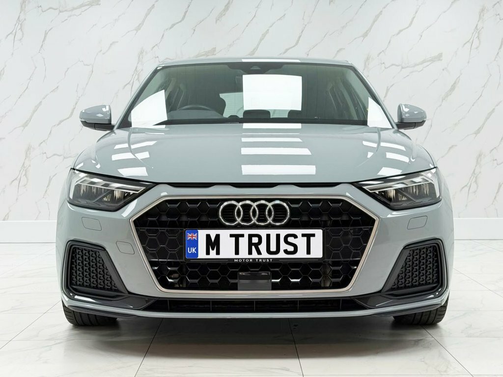 Audi A1 1L Sport GY22XZR Grey #3