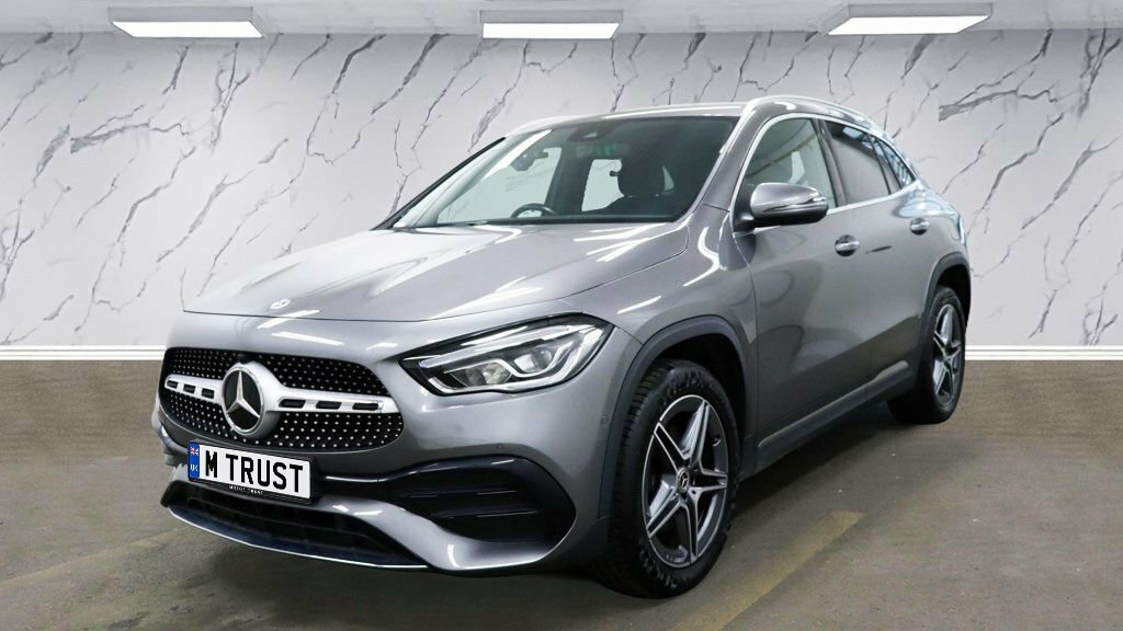 Mercedes-Benz GLA Class 1.3L Exclusive Edition Grey #2