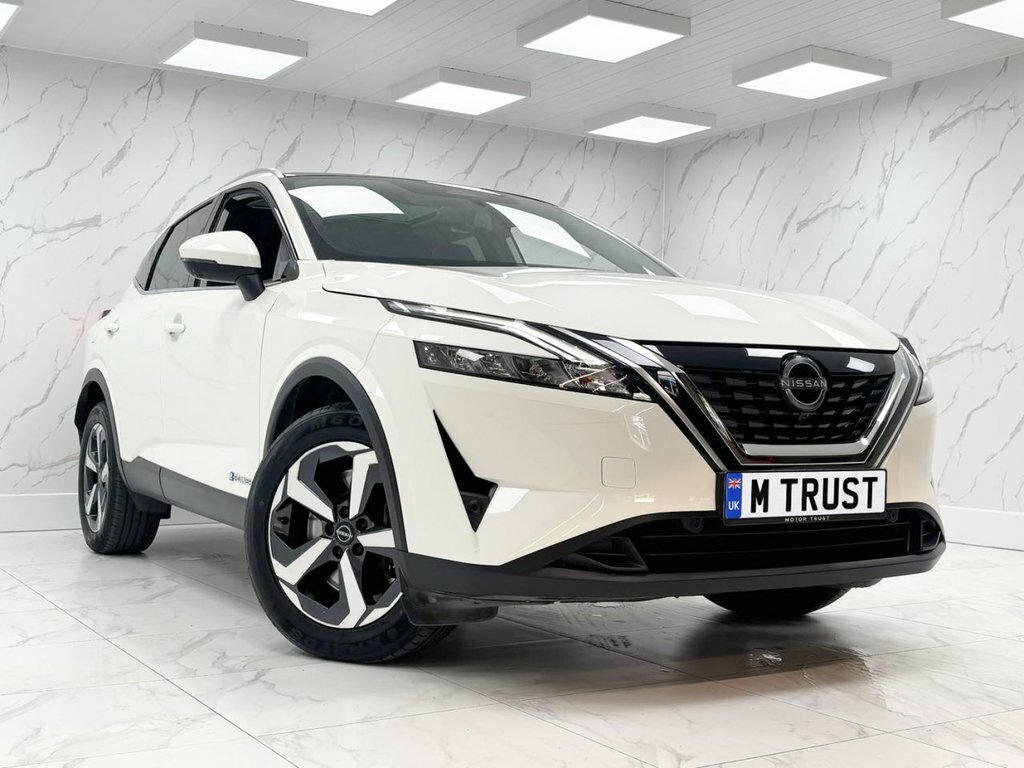 Nissan Qashqai 1.5L N-connecta WG24MXS White #2