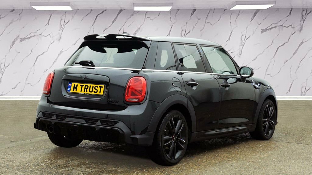 Mini Hatch 1.5L Cooper Sport KW73YWX Black #4
