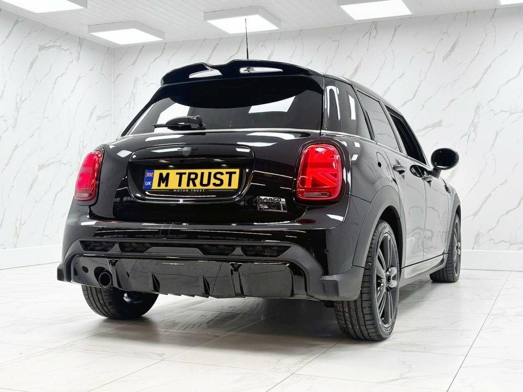 Mini Hatch 1.5L Cooper Sport KW73YWX Black #6