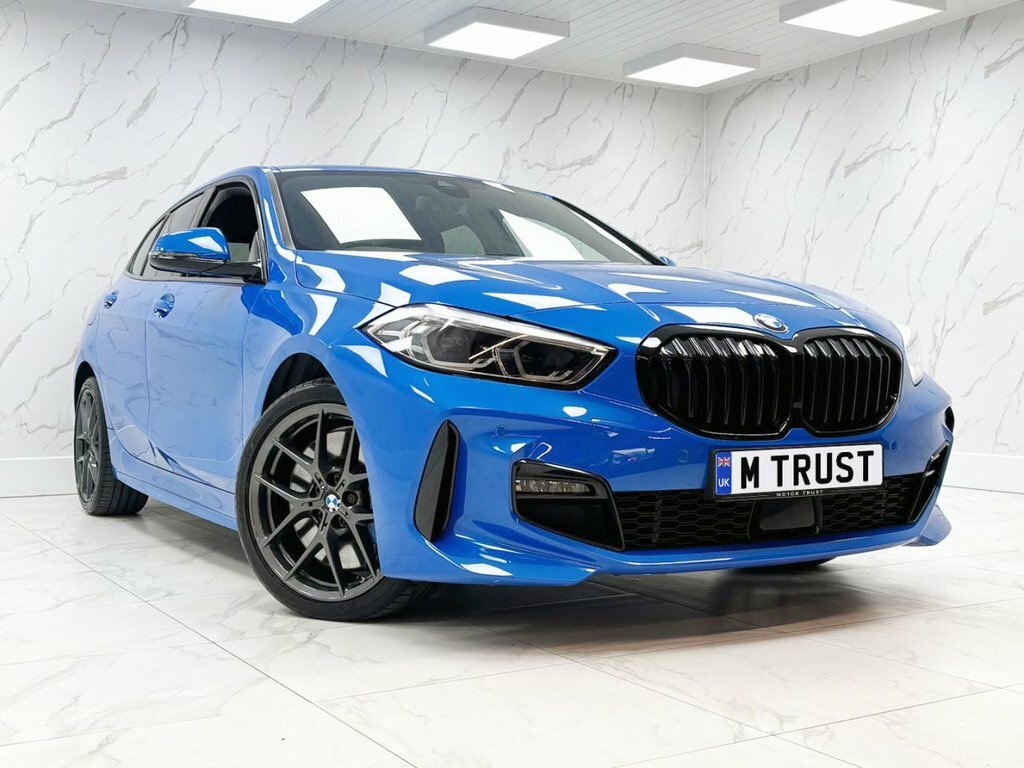BMW 1 Series 1.5L M Sport Blue