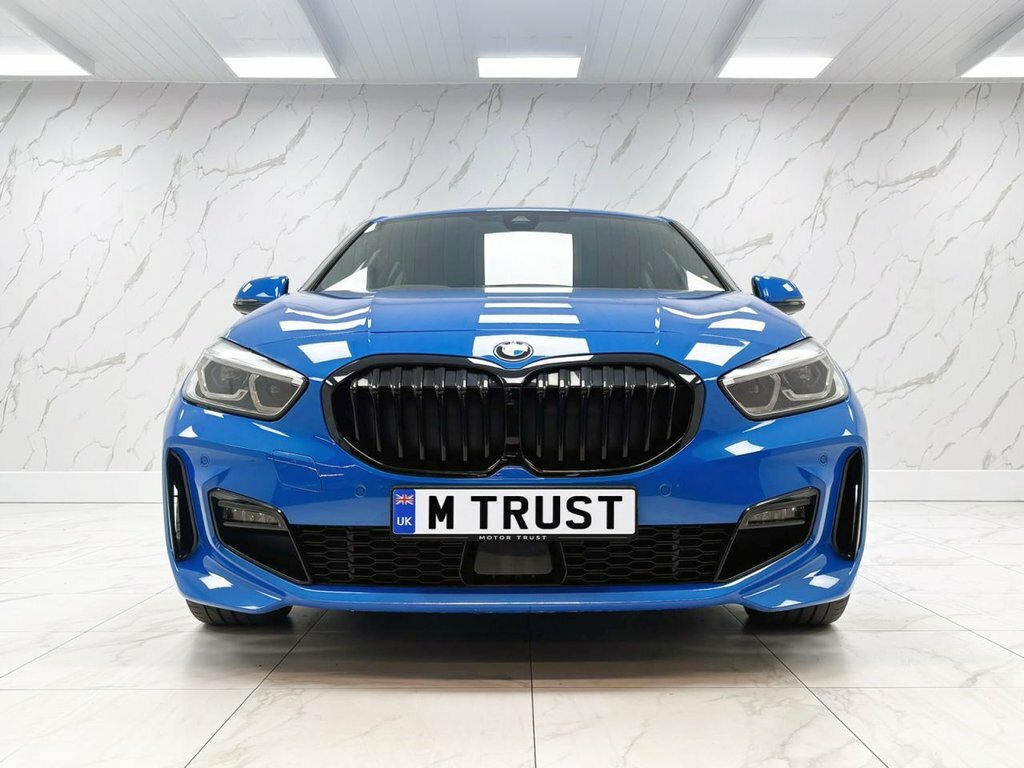 BMW 1 Series 1.5L M Sport HX73XXO Blue #2