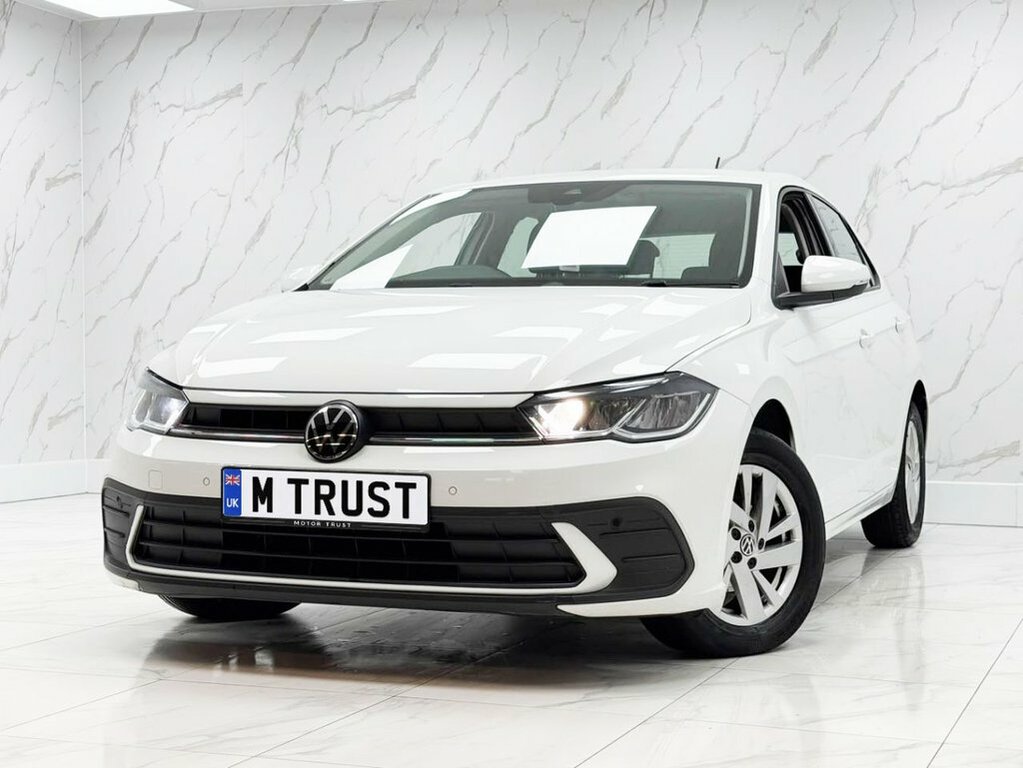 Volkswagen Polo 1L Life MV72ZPZ White #3