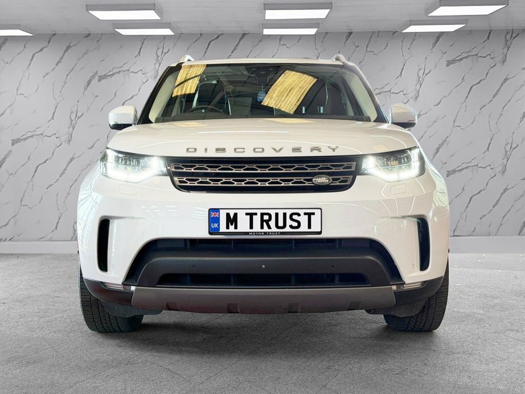 Land Rover Discovery 2L Se White #3