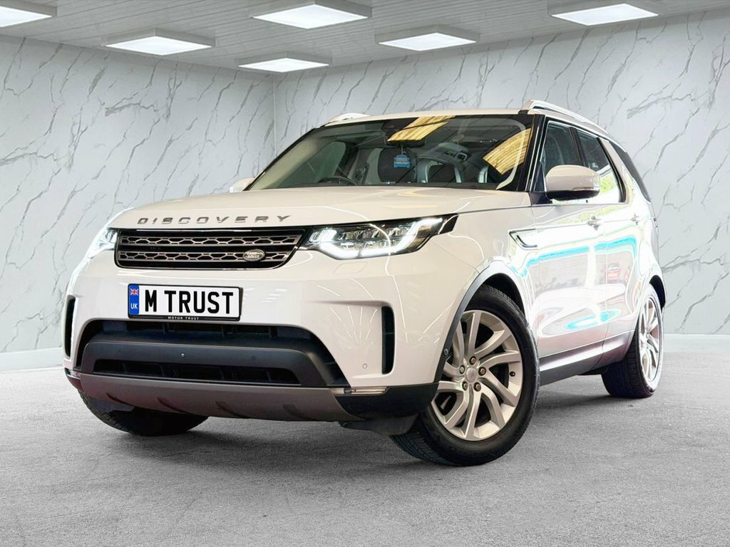 Land Rover Discovery 2L Se White #4