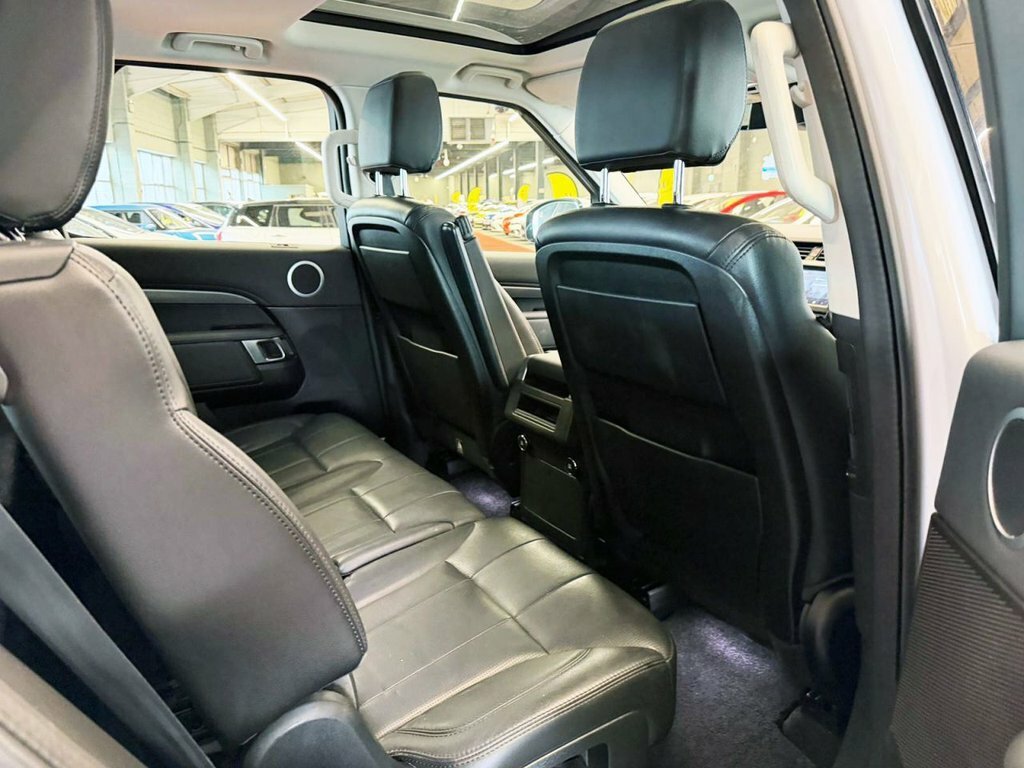 Land Rover Discovery  Black #31