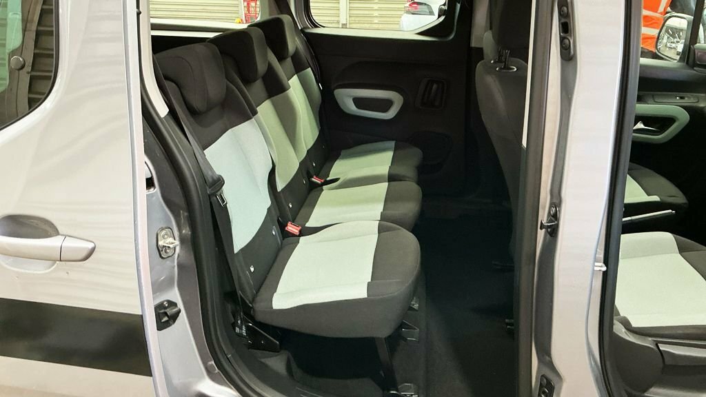 Citroen Berlingo Mpv White #8