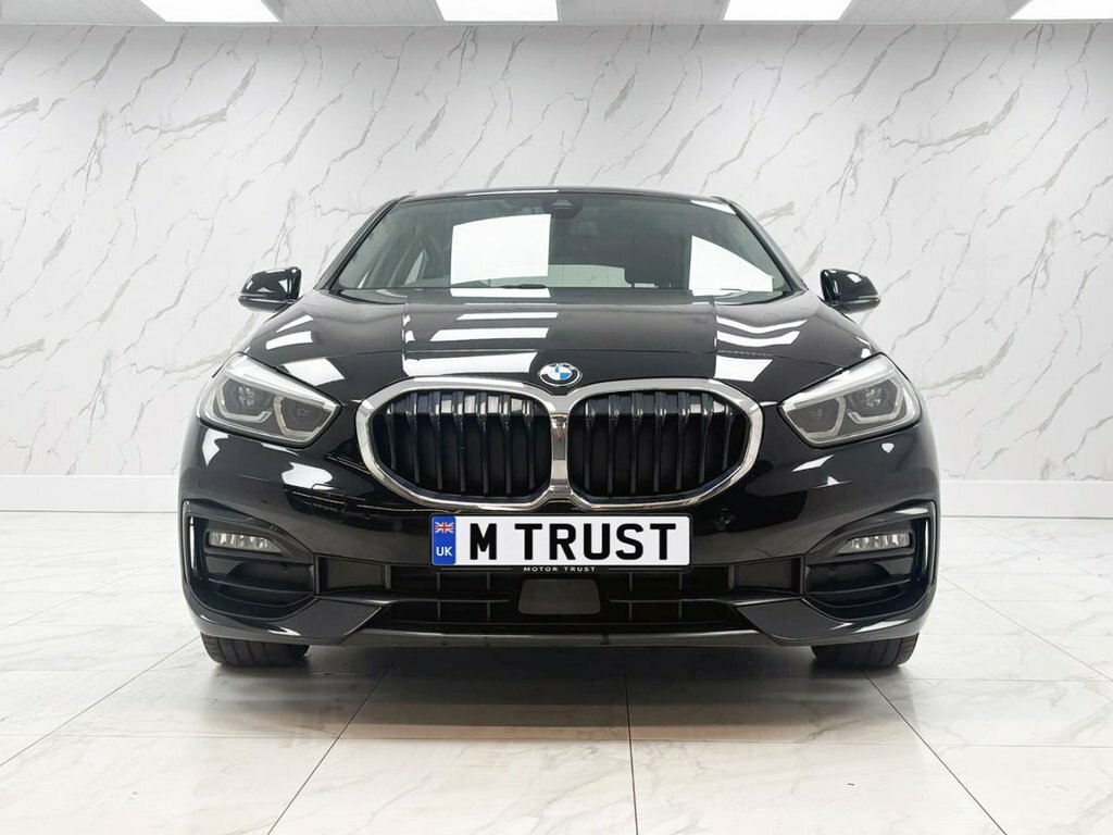 BMW 1 Series 1.5L Sport RJ23BFL Black #2