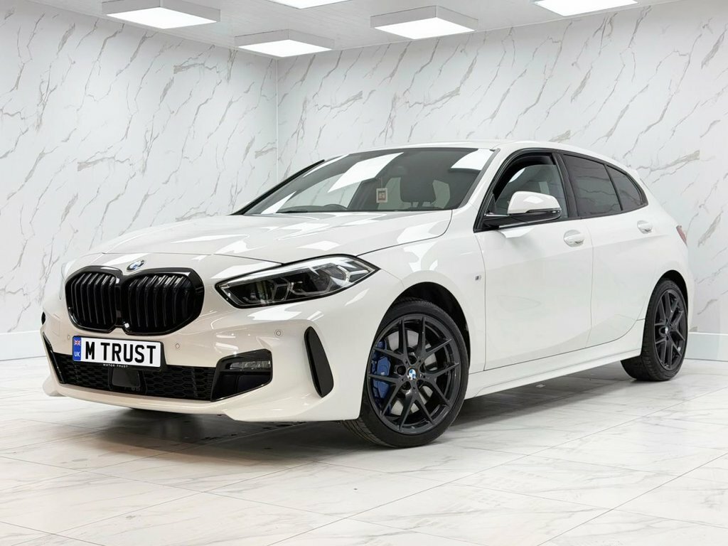 BMW 1 Series 1.5L M Sport MA23WUD White #5