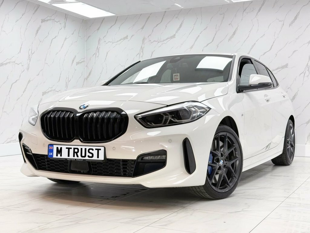 BMW 1 Series 1.5L M Sport MA23WUD White #4