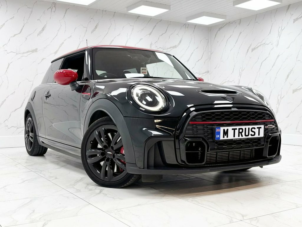 Mini Hatch 2L John Cooper Works WK72TFV Black #2