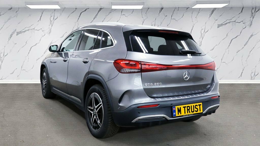 Mercedes-Benz EQA Suv Grey #3