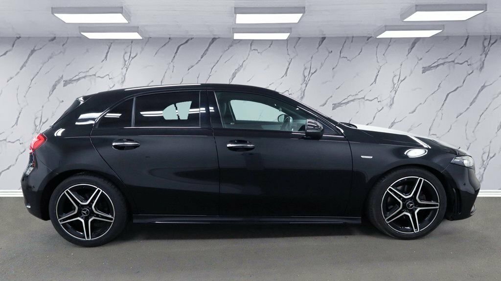 Mercedes-Benz A Class A200 Amg Line Premium Plus Edition White #5