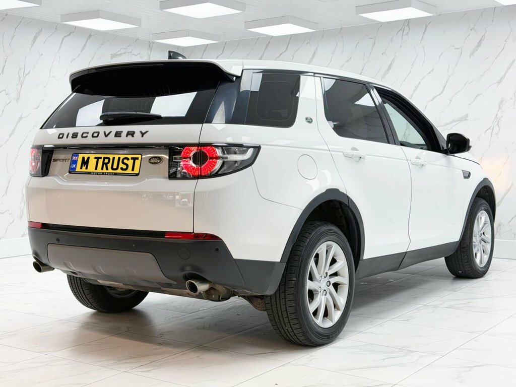 Land Rover Discovery Sport 2L Se Tech GX19TXL White #6