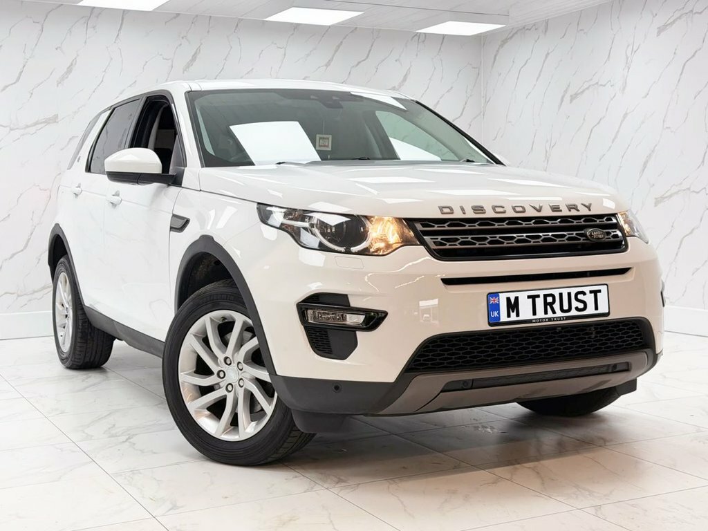Land Rover Discovery Sport 2L Se Tech White
