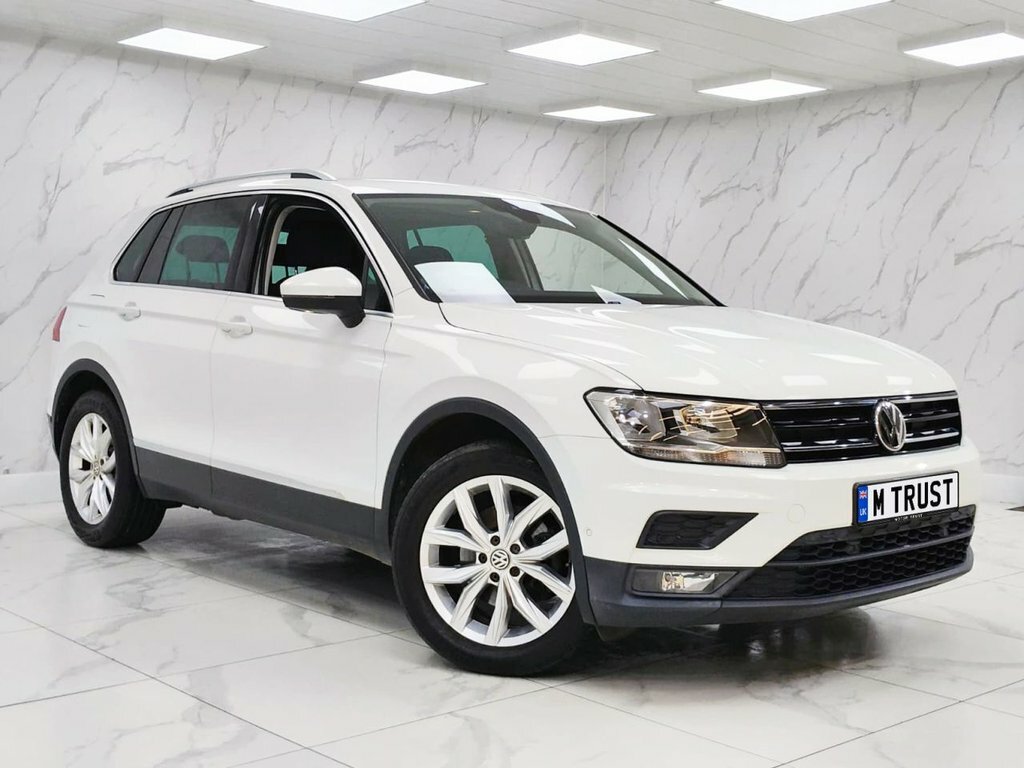 Volkswagen Tiguan 1.5L Match White #4