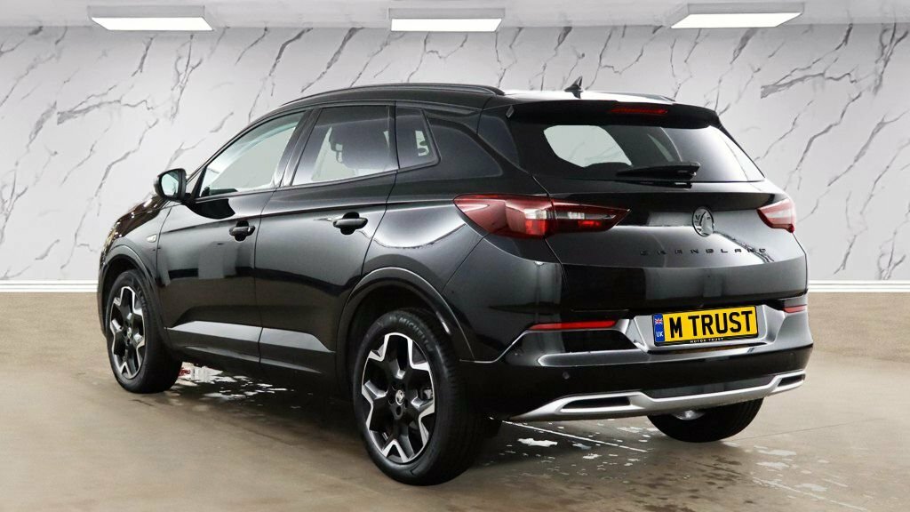 Vauxhall Grandland X 1.2L Ultimate Black #3