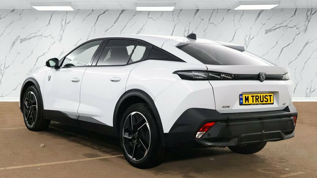 Peugeot 408 1.2L Gt White #2