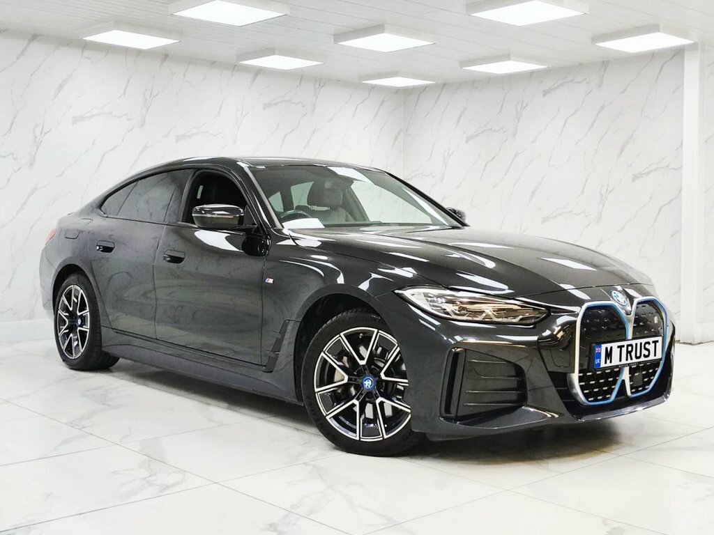 BMW i4 Hatchback YP72FVY Black #4