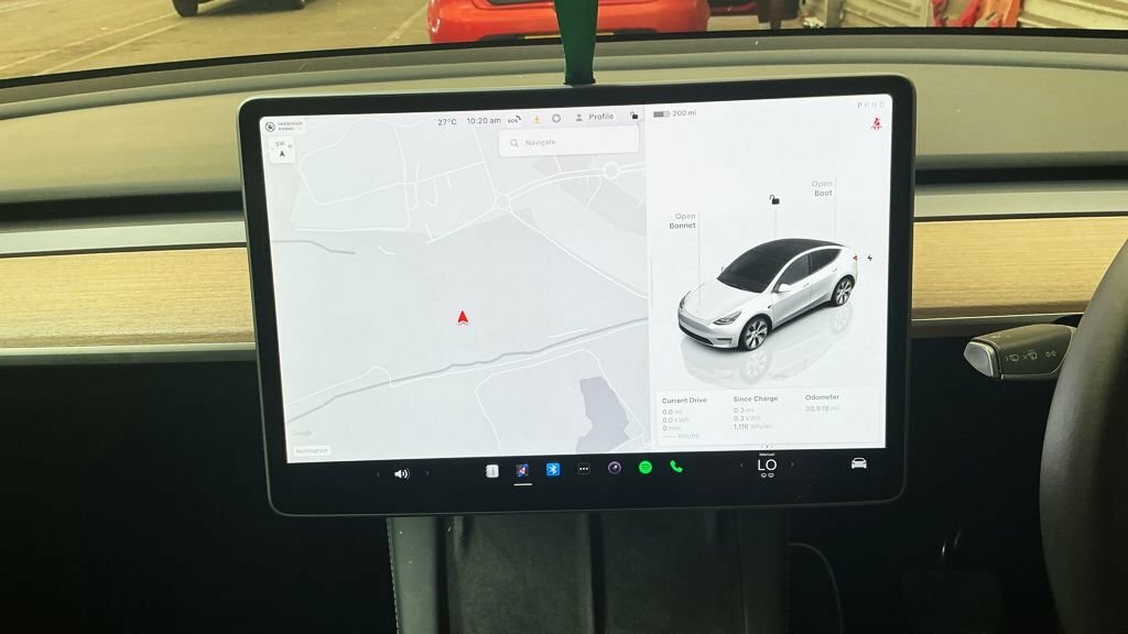 Tesla Model Y Suv White #6