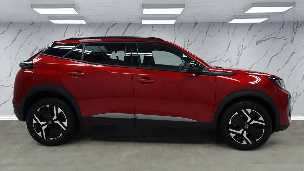 Peugeot 2008 1L Allure Red #4