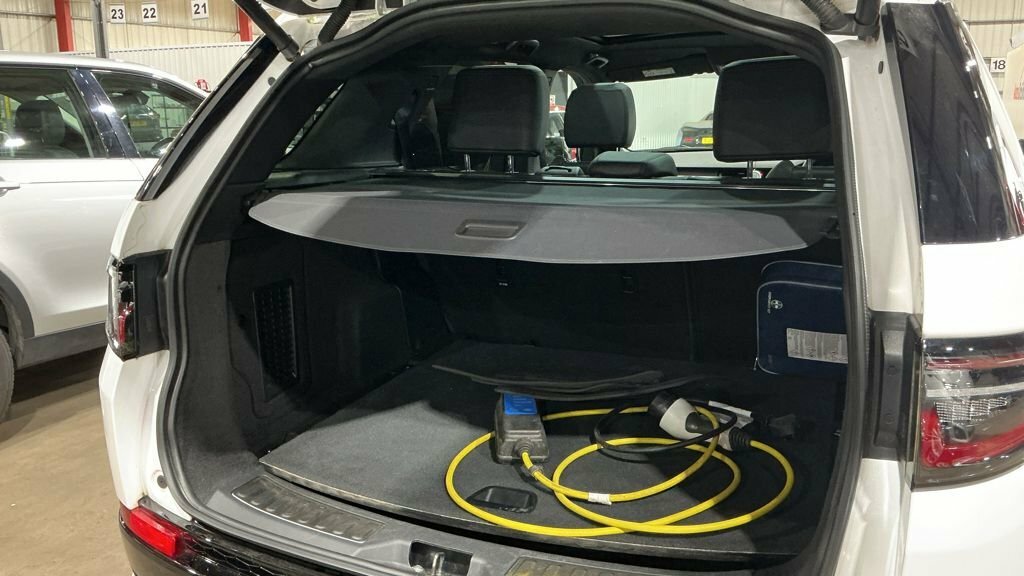 Land Rover Discovery Sport P300e Dynamic Hse Blue #11